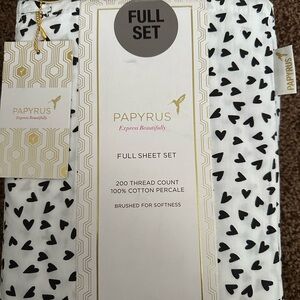 Papyrus Full Sheet Set with Black Hearts